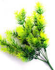 Spiky Leaves (Light Green)