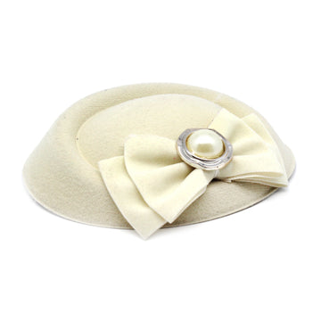 Cream Mini Hair Hat with Pearl Bow